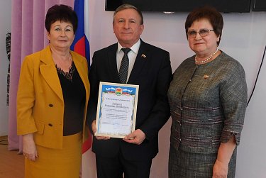 Ольга Хромушина поздравила депутатов Сорочинского городского  округа